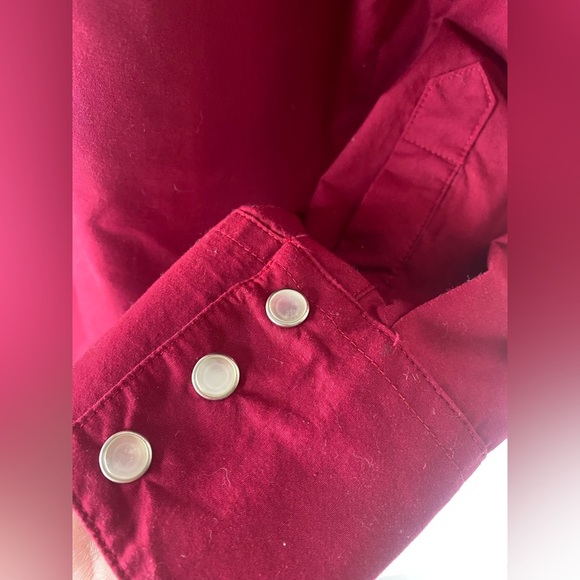 Vintage High Noon Red XL Western Shirt w Embroidered Cowboy Design & Pearl Snaps - Picture 4 of 5